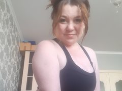 AlannaLexxx1 - female webcam at ImLive