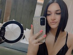 AlessiaRay - female with black hair webcam at ImLive