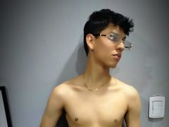 Aletxisxxx - male webcam at ImLive