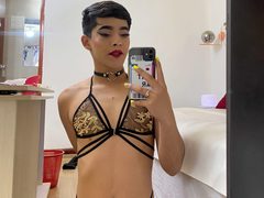 Alexa_Saenz77 - shemale webcam at ImLive