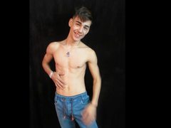 Alexx_69 - male webcam at ImLive