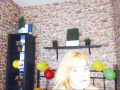AlianaWhiteChoc - blond female with  big tits webcam at ImLive
