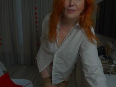 AlmazStar - female with red hair and  big tits webcam at ImLive