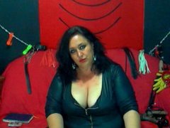 SeductiveBustyBabe - female with brown hair and  big tits webcam at xLoveCam