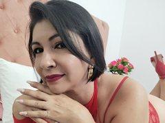 AMANDAKHOLER - female with black hair and  small tits webcam at ImLive