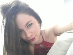 Eli_Velez - female with brown hair and  small tits webcam at ImLive