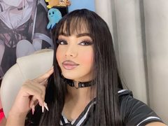 AmberRoosx - blond shemale webcam at xLoveCam