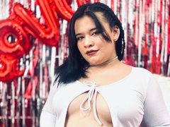 amyhott69 - female webcam at ImLive