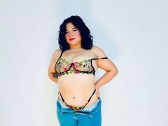 amyhott69 - female webcam at ImLive