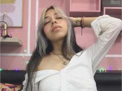 AndreaSinclairr1 - female with brown hair and  small tits webcam at ImLive