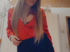 AngelaStorm - female with brown hair and  small tits webcam at xLoveCam