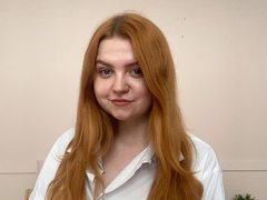 AnitaVine - blond female with  small tits webcam at xLoveCam