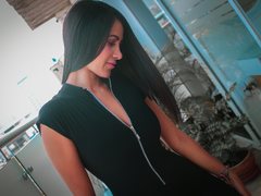 antoneladreamss - female with black hair and  small tits webcam at ImLive