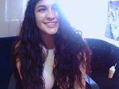 Babeperfect - female with black hair webcam at ImLive