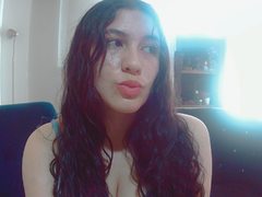 Babeperfect - female with black hair webcam at ImLive