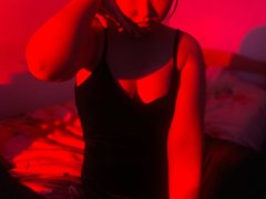 AngelaBea - female with black hair and  small tits webcam at xLoveCam