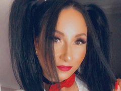 BeckyShine - female with black hair webcam at ImLive