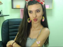 MillieMoore - female with brown hair and  small tits webcam at LiveJasmin