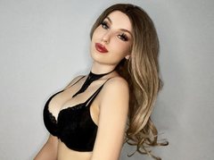 Betthie69 - blond female with  small tits webcam at ImLive