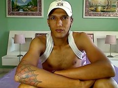 BoyBigGMonster - male webcam at xLoveCam