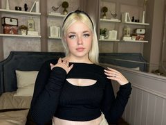BrunnyStorm - blond female webcam at LiveJasmin