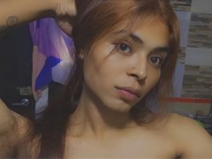 CATALINAYou - shemale with brown hair webcam at ImLive