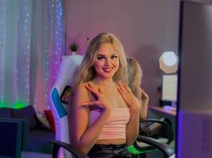 CarolinaHayes - blond female webcam at LiveJasmin