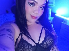 CarterxRose - female with black hair and  small tits webcam at ImLive