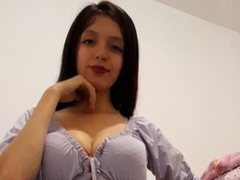 ChristinBlake - female with brown hair and  small tits webcam at ImLive