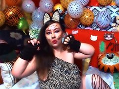 CoraliDiamond69 - female with brown hair and  big tits webcam at ImLive