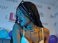 CrystalBrooke_x - female with black hair and  small tits webcam at ImLive