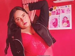 CurvyZoex - female with black hair webcam at ImLive