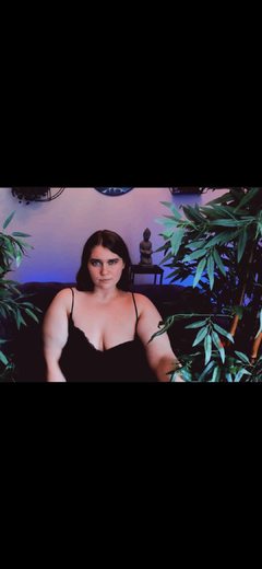 DaisyLau - blond female with  big tits webcam at xLoveCam