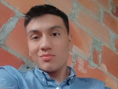 DarioVentura - male webcam at xLoveCam