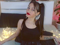 DarkMagicLady - female with red hair webcam at ImLive
