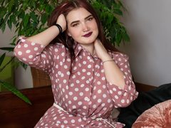 DeliaFrost - female with brown hair webcam at LiveJasmin