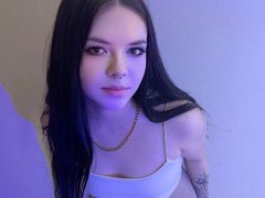 DelilahSimons - female with black hair webcam at LiveJasmin