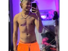 dexterlatinboybbc - male webcam at ImLive