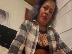 DirtyPussySquirtx - female with brown hair and  small tits webcam at ImLive