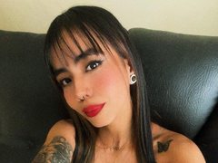 EliianaBell - female webcam at ImLive