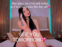 Emily_Long - female with black hair and  small tits webcam at ImLive