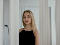 EvelineSilver - female with brown hair and  small tits webcam at LiveJasmin