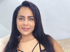 Fernanda_brown - female webcam at ImLive