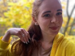 HereIsSoul - female with red hair webcam at xLoveCam