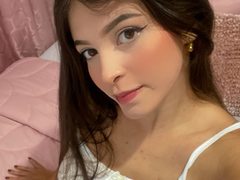 Gabymejia_ - female with brown hair and  small tits webcam at ImLive