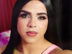 Gabyshemalehot - shemale with black hair webcam at ImLive