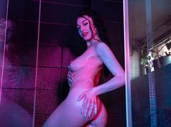 EllieDevis - female with brown hair webcam at LiveJasmin