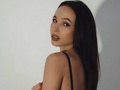 Gentlefever05 - female with brown hair and  small tits webcam at ImLive