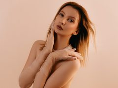 GiaMilana from LiveJasmin