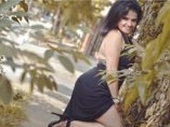 GlendaStarr - female with black hair and  small tits webcam at xLoveCam